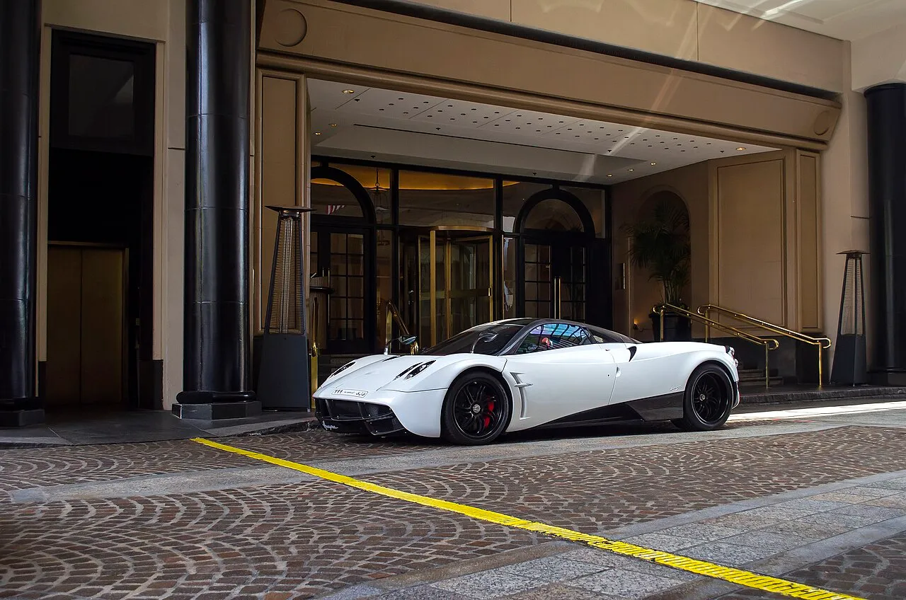 White Pagani Huayra from Saudi Arabia (15413607363) — model reference, not inventory photo